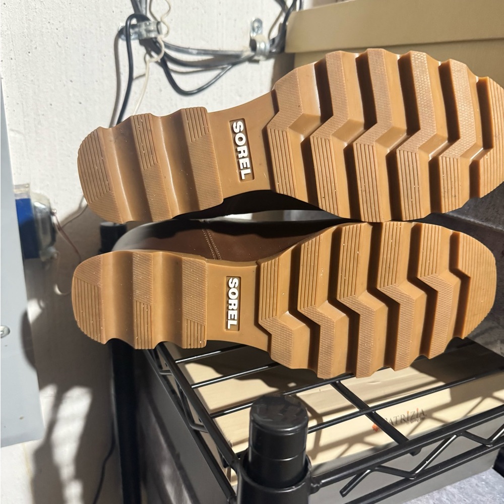 Sorel Brown Ankle Boots - Picture 8 of 12